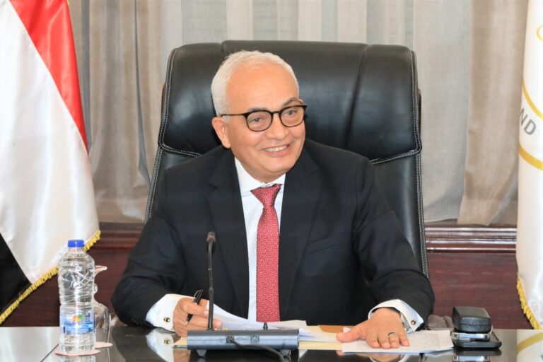 من هو رضا حجازي وزير التربية والتعليم الجديد ؟