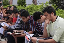 قرارات هامة من وزير التربية و التعليم لطلاب الثانوية العامة قبل امتحان اللغة العربية لطلاب غدًا