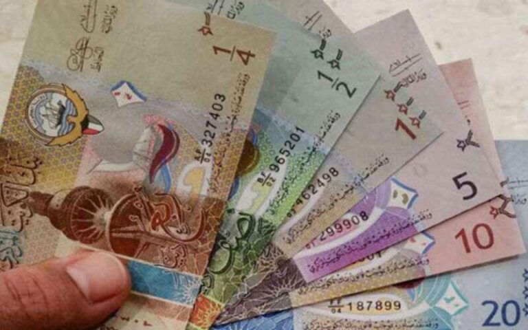 سعر الدينار الكويتي اليوم الاثنين 29 يوليو 2024 في البنوك