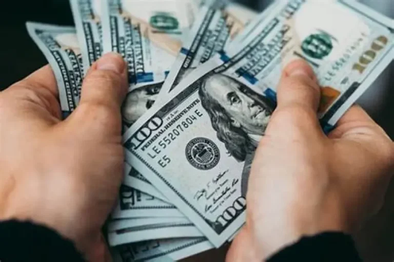 سعر الدولار اليوم الجمعة 19 يوليو في جميع البنوك 2024