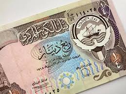 سعر الدينار الكويتي اليوم الجمعة 16 أغسطس 2024 في البنوك