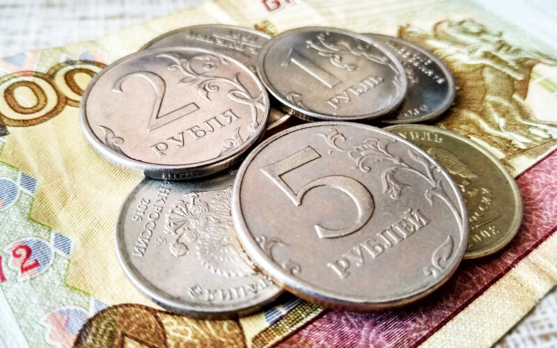 سعر الدرهم الاماراتي اليوم السبت 3 أغسطس 2024 بالسوق السوداء