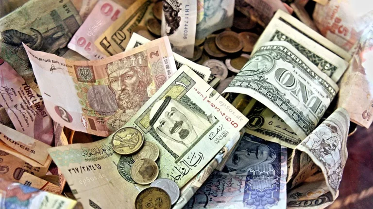  أسعار العملات العربية والأجنبية اليوم الأربعاء 18 سبتمبر 2024