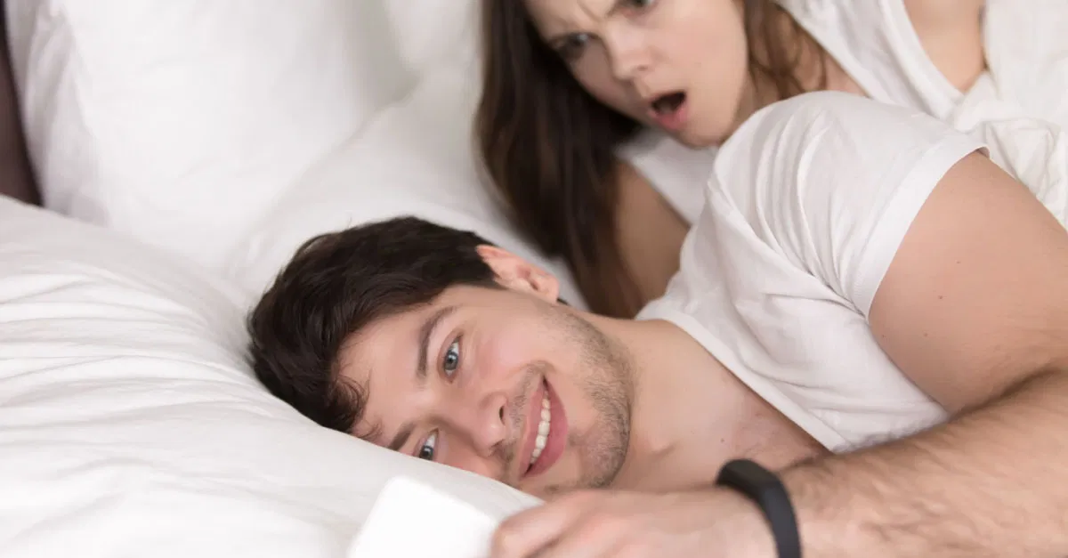 تفسير حلم خيانة الزوج