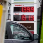 “للمرة الثانية خلال شهر 2026 .. باكستان ترفع أسعار البنزين والديزل وسط توترات الشرق الأوسط”