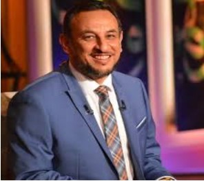 رمضان عبد المعز يوضح: “حسبنا الله ونعم الوكيل” سر الطمأنينة في أوقات الشدة والابتلاء