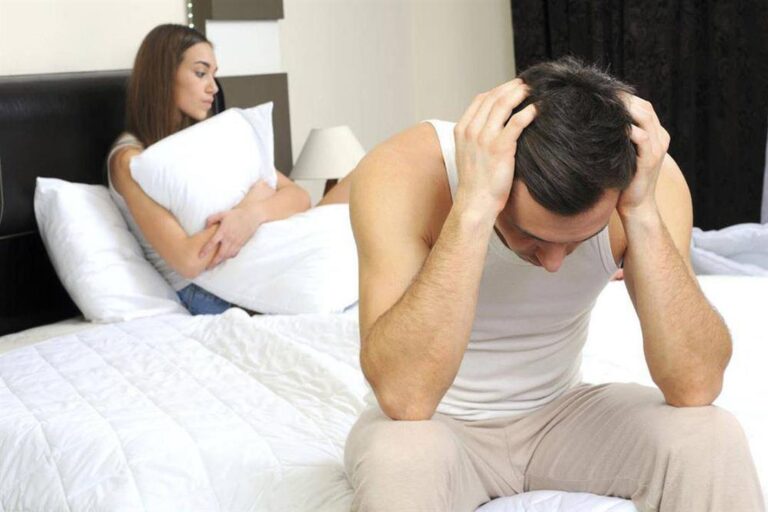 ما حكم تخيل امرأة أخرى أثناء الجماع مع الزوجة؟ وهل يُعد زنا؟