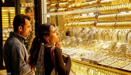 أسعار الذهب اليوم بالدولار والجنيه — 17 مايو 2026