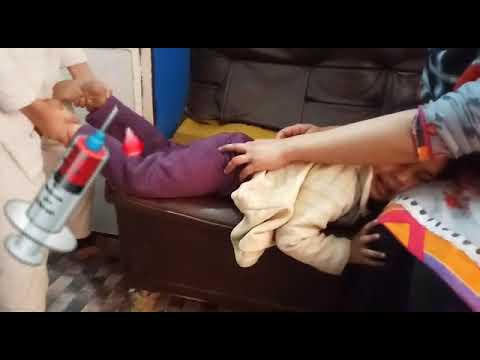 Mana injection lgwana ha #shorts #Baby,s injection on hip 😯💉#shorts