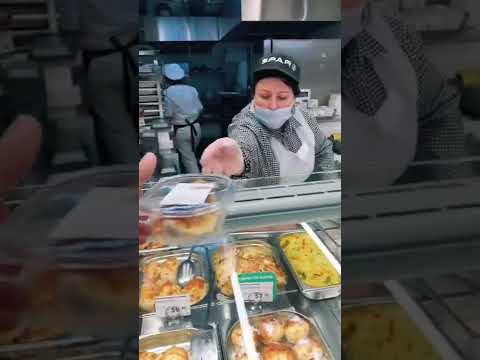 فلوج قصير | روسيا بلد الاكل والمطاعم 🍲😂🇷🇺 #طاهرمسافر #shorts 2026