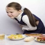 كيفية الوقاية من التسمم الغذائي .. خطوات بسيطة تحميك وتحافظ على صحة أسرتك