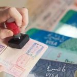 الفرق بين تأشيرة العمل والزيارة العائلية في السعودية.. الشروط والحقوق وأهم الفروقات 2026
