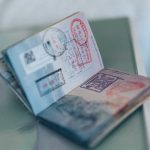 الفرق بين الإقامة المميزة ونظام الجنسية الاستثمارية .. أيهما أفضل للمستثمرين؟