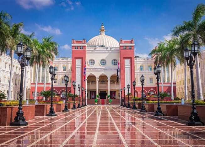 مصاريف الجامعة البريطانية في مصر 2026-2027 .. الرسوم الرسمية لجميع الكليات وشروط التقديم