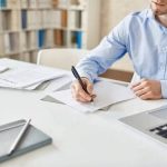 خطوات استخراج السجل التجاري الإلكتروني للمقيمين في السعودية 2026 .. الشروط والإجراءات
