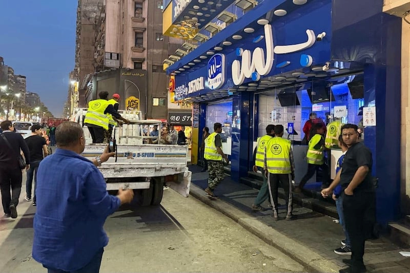 أزمة بلبن تعود للواجهة.. تفاصيل المخالفات التي أثارت الجدل حول سلسلة المحلات