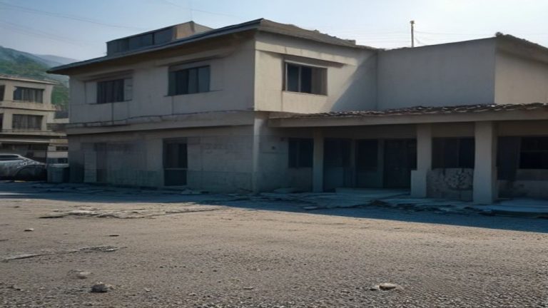 مقتل وإصابة العشرات في تفجير انحاري بسوات الهجوم وانفجار بيشاور في باكستان