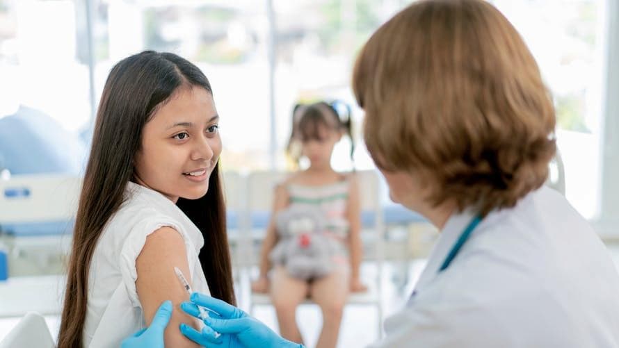 تطعيم سرطان عنق الرحم للأطفال 2026.. السن المناسب وأهمية لقاح HPV والجرعات