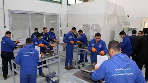 تنسيق مبارك كول 2026.. التفاصيل الكاملة للأقسام والشروط والأوراق المطلوبة للتقديم